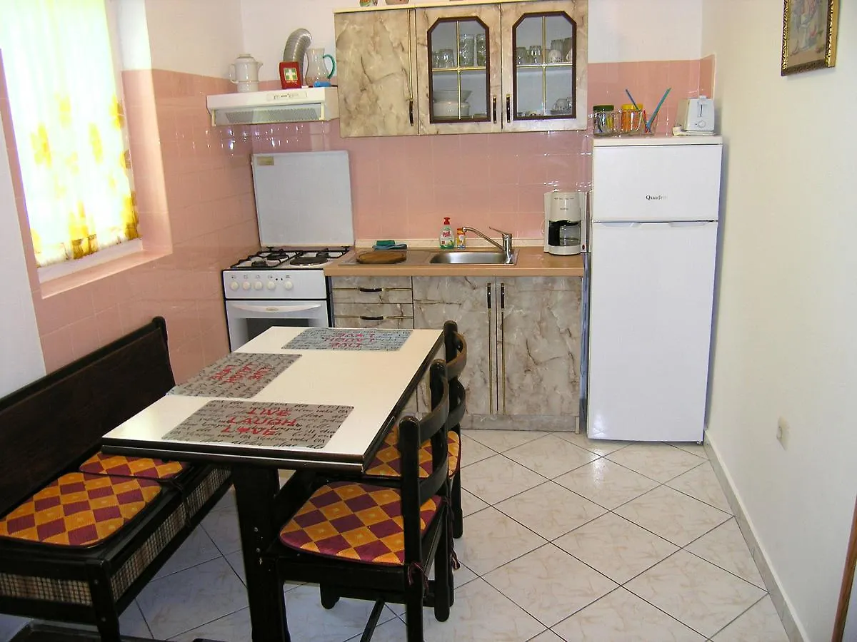 Apartmani Iskra Krk Town